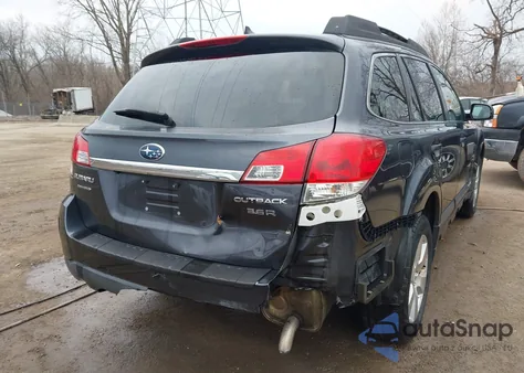 2011 Subaru Outback 3.6R Limited z USA, uszkodzony, nr VIN 4S4BRDKC8B2429693